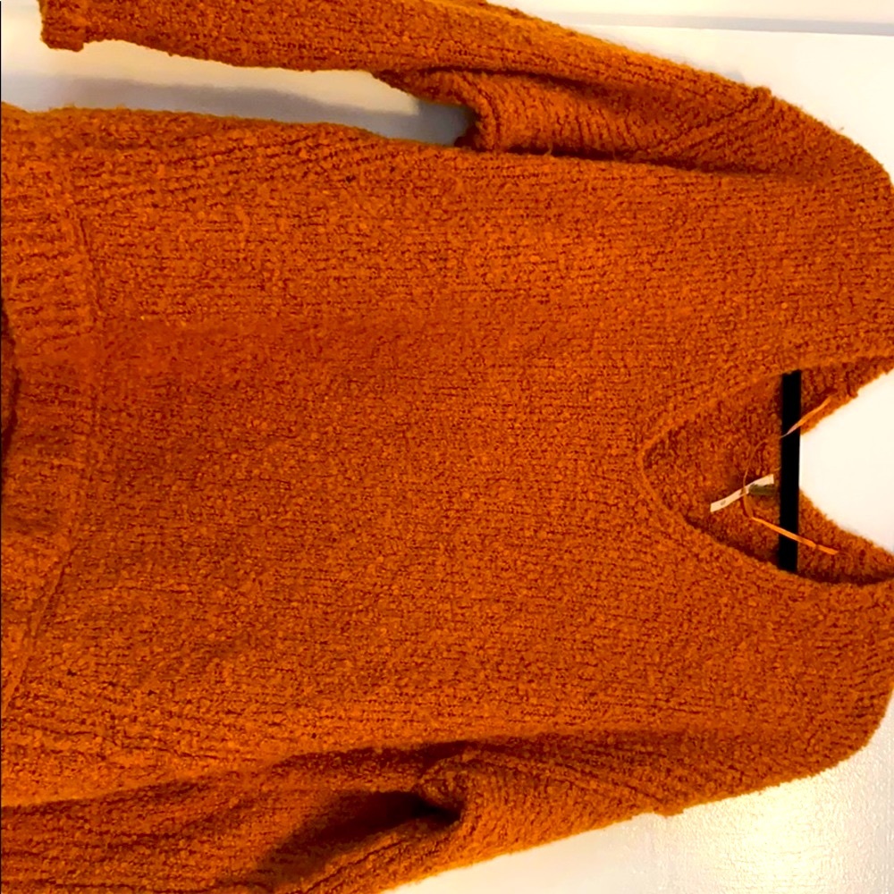 Free people xs orange soft sweater